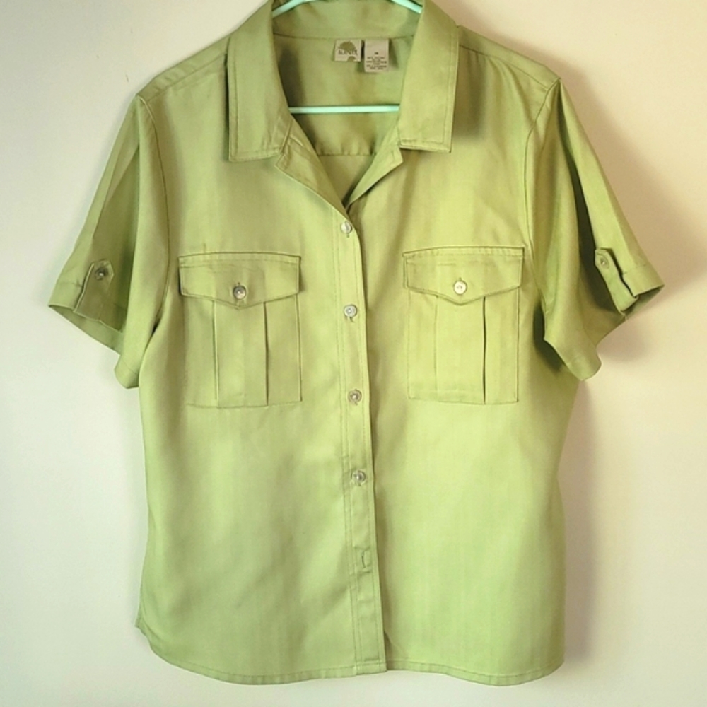 Career Blouse Short sleeve Boxie Islander  Size  16